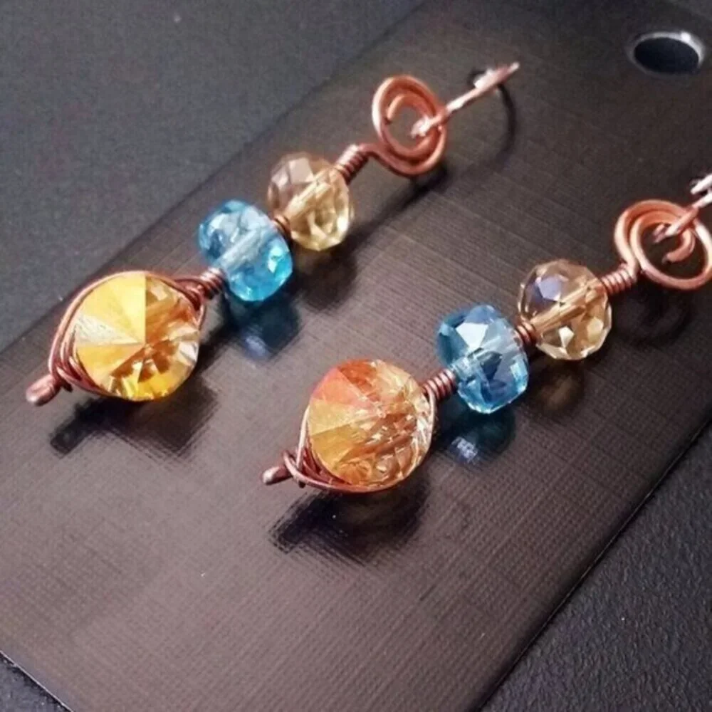 Sexy Flashy Glam Dangle Earrings - Unique & One-of-a-kind! Casual Day to Night!